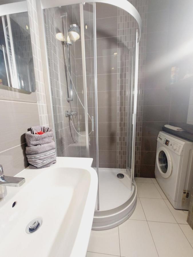 גדנסק Central Apartments Garnizon 928 & Parking מראה חיצוני תמונה