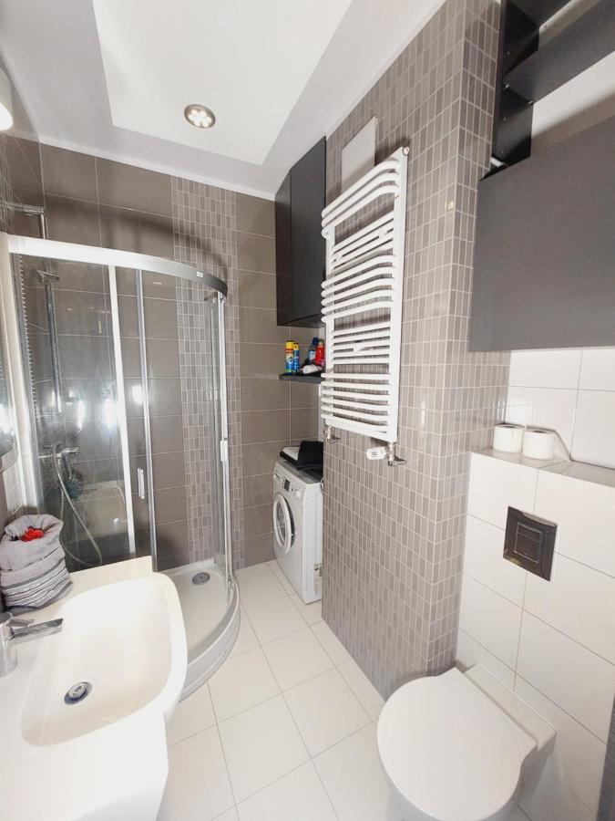 גדנסק Central Apartments Garnizon 928 & Parking מראה חיצוני תמונה